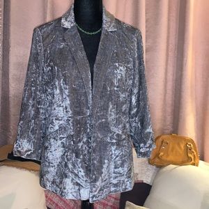 Elle Size M Silver Velour Blazer